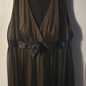 Ladies Black & Nude Lined Cocktail Dress (NWT)